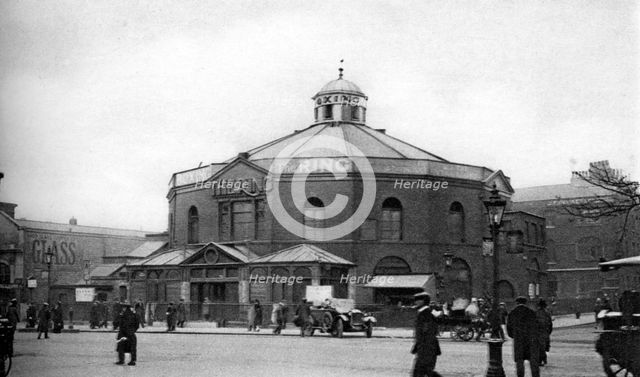 'The Ring', boxing venue near Blackfriars Road, London, 1926-1927. Artist: Unknown