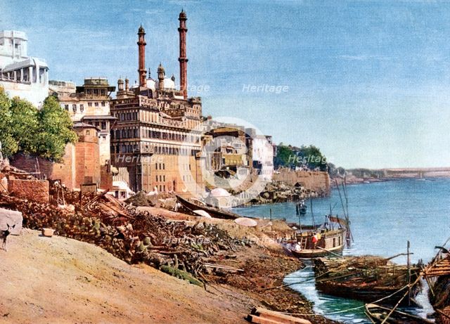 The river Ganges and the Burning Ghats at Benares (Varanasi), India, early 20th century. Artist: Unknown