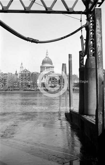 The River Thames and St Paul's Cathedral, London, c1945-c1965. Artist: SW Rawlings