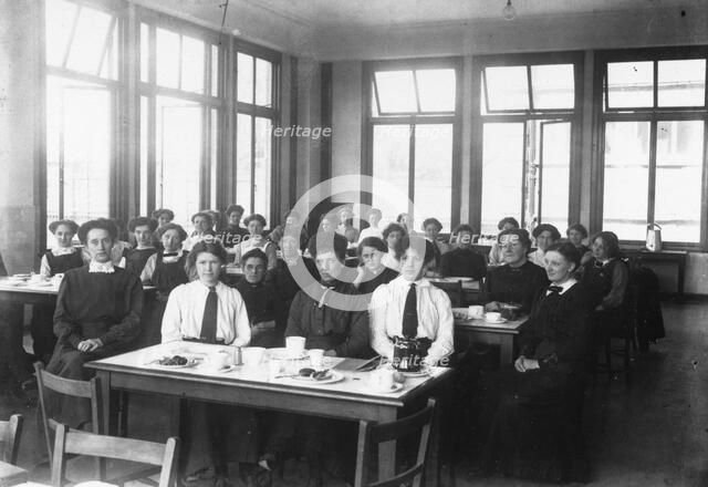 The Rowntree factory dining room for girls, York, Yorkshire, 1900. Artist: Unknown