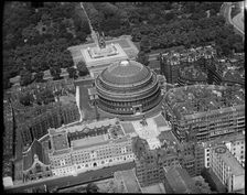 The Royal Albert Hall and Albert Memorial, Knightsbridge, London, c1930s. Creator: Arthur William Hobart