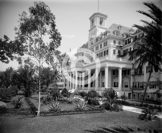 The Royal Poinciana Hotel, entrance, Palm Beach, Fla., 1902. Creator: Unknown.