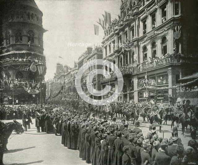 'The Royal Procession: Passing the Eastern End of Cheapside', London, 1897. Artist: E&S Woodbury.