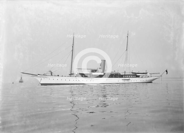 The steam yacht 'Maid of Honour' at anchor, 1914. Creator: Kirk & Sons of Cowes.