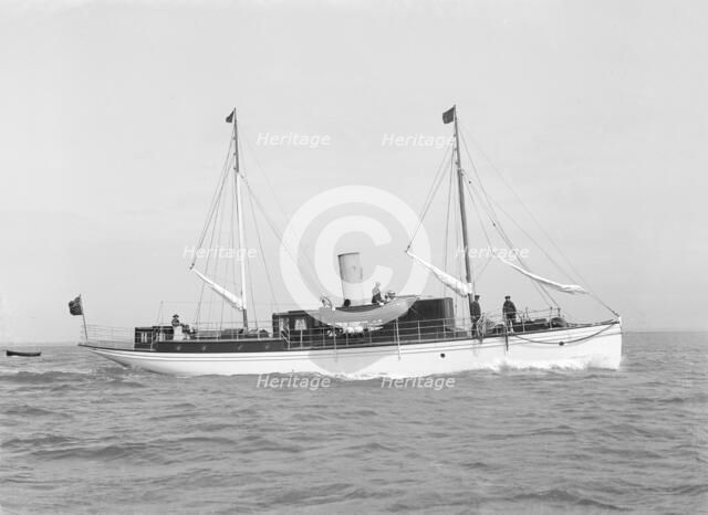 The steam yacht 'Mirel' under way, 1914. Creator: Kirk & Sons of Cowes.