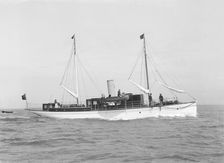 The steam yacht Mirel under way, 1914. Creator: Kirk & Sons of Cowes