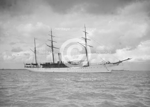 The steam yacht 'Niagara', 1912. Creator: Kirk & Sons of Cowes.