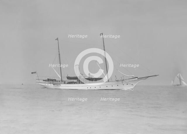 The steam yacht 'Branwyn' under way, 1911. Creator: Kirk & Sons of Cowes.