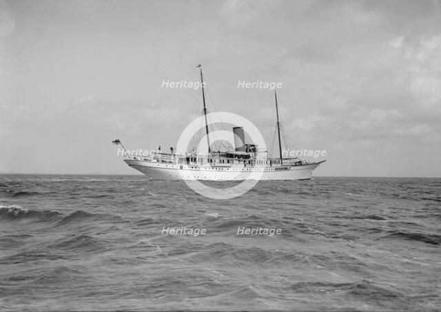 The steam yacht 'Glencairn', 1912. Creator: Kirk & Sons of Cowes.