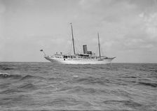 The steam yacht Glencairn 1912. Creator: Kirk & Sons of Cowes