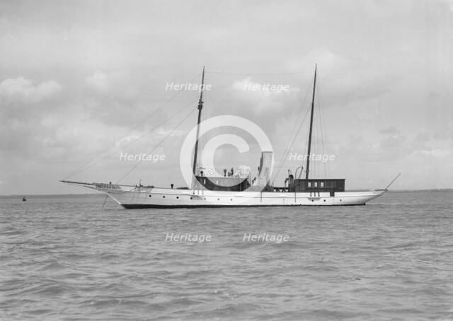 The steam yacht 'Irex' at anchor, 1912. Creator: Kirk & Sons of Cowes.