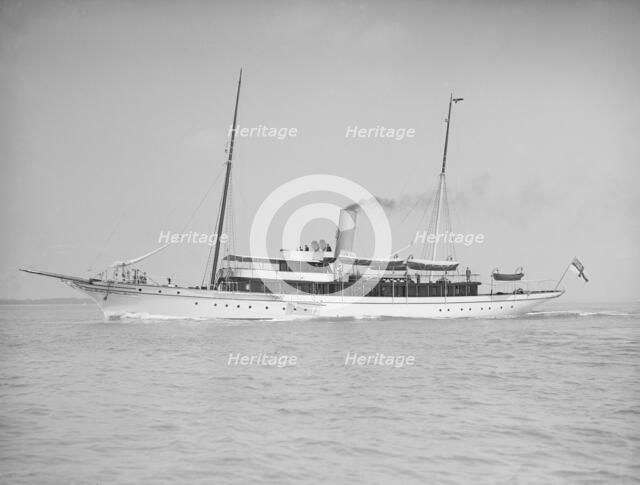 The steam yacht 'Lorna', 1911. Creator: Kirk & Sons of Cowes.