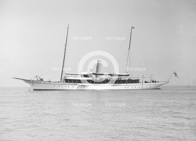 The steam yacht 'Lorna', 1911. Creator: Kirk & Sons of Cowes.