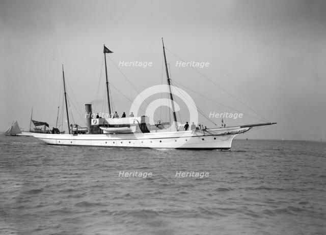 The steam yacht 'Sea Snake' 1911. Creator: Kirk & Sons of Cowes.