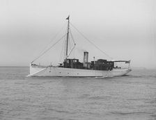The steam yacht Shawnee 1912. Creator: Kirk & Sons of Cowes