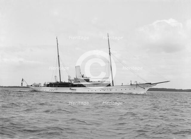 The steam yacht 'Shemara' under way, 1914. Creator: Kirk & Sons of Cowes.
