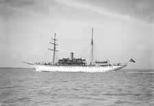 The steam yacht Ul under way, 1911. Creator: Kirk & Sons of Cowes