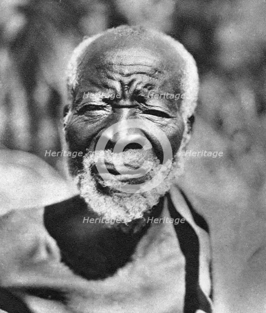 The story teller, Livingstone to Broken Hill, Northern Rhodesia, 1925 (1927).  Artist: Thomas A Glover