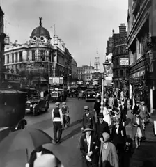 The Strand with the Gaiety Theatre to the left and St Clement Danes, Westminster, London, (c1920s?). Creator: George Davison Reid