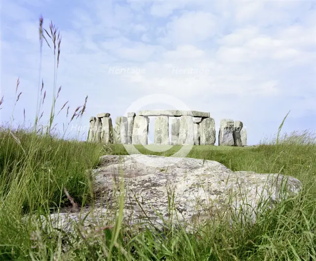 The Sarsen circle at Stonehenge, Amesbury, Wiltshire, 2000. Artist: P Williams