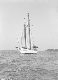 The schooner Dwyn-Wen 1914. Creator: Kirk & Sons of Cowes