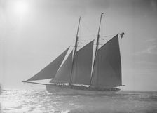The schooner Etoile Filante 1911. Creator: Kirk & Sons of Cowes