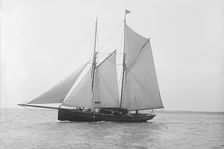 The schooner Prima Donna 1914. Creator: Kirk & Sons of Cowes
