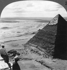 The Second Pyramid, showing part of the original covering, Egypt 1905.yramid, Egypt, c1900. Artist: Underwood & Underwood