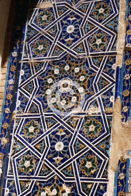 The Shah-i-Zindeh or Living King necropolis, Samarkand, Uzbekistan, 14-15th Century. Artist: CM Dixon.