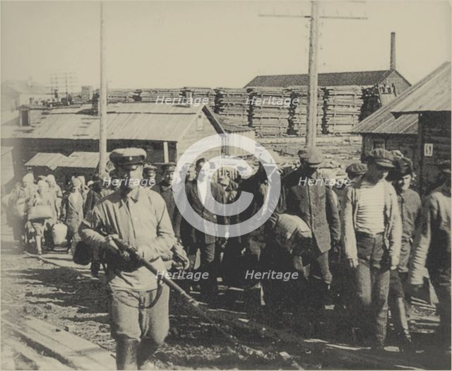 The Solovki prison camp (SLON), 1927-1928.