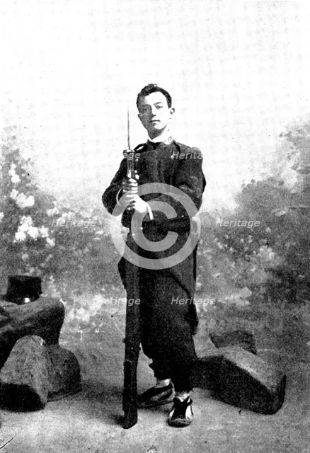 The Spanish-American War:...Grand Canary Island...Spanish soldier of the 17th Cazadores, 1898. Creator: Charles Nanson.