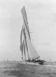 The spectacular 338-ton Big Class schooner Westward 1926. Creator: Kirk & Sons of Cowes