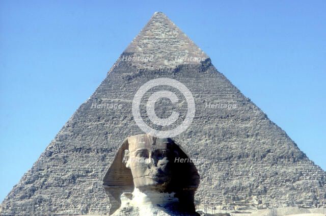 The Sphinx and Pyramid of Khafre (Chephren), Giza, Egypt, 4th Dynasty, 26th century BC. Artist: Unknown