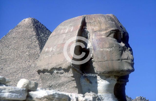 The Sphinx and Pyramid of Khafre (Chephren), Giza, Egypt, 4th Dynasty, 26th century BC. Artist: Unknown