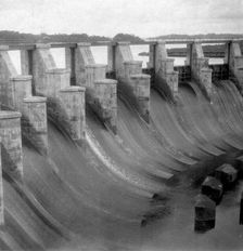 The spillway, Gatun Lock, Panama Canal, Panama, early 20th century.Artist: J Dearden Holmes