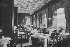 The Tudor Dining Room, Melbourne Hotel, St Louis, Missouri, 1924