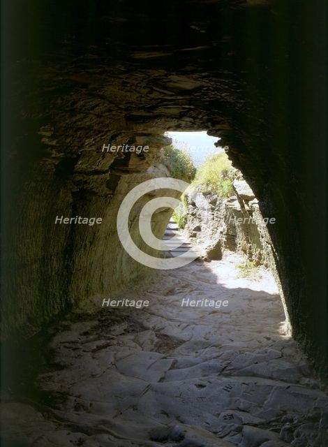 The Tunnel, Tintagel Island, Cornwall, 1998. Artist: N Corrie