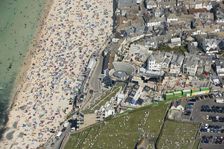 The Tate St Ives Art Gallery and Porthmeor Beach, St Ives, Cornwall, 2016. Creator: Damian Grady