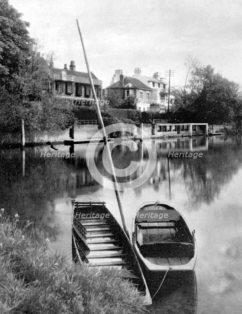 The Thames near Weybridge, Surrey, England, 1924-1926. Artist: Unknown