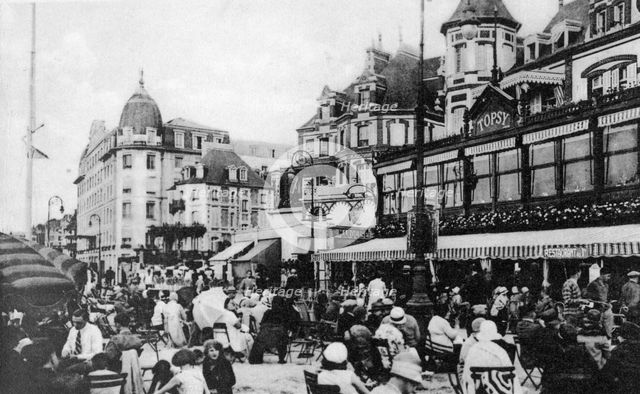 The 'Topsy' Bar, Trouville, France, c1920s. Artist: Unknown
