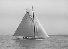 The Truant sailing close-hauled, July 1912. Creator: Kirk & Sons of Cowes