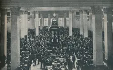 The Underwriting Room at Lloyd's, with the Rostrum in the centre 1936
