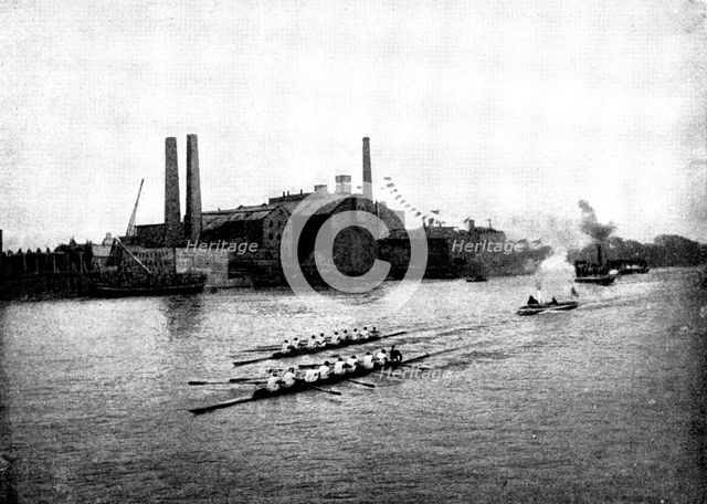 The Universities' Boat-Race: from Hammersmith Bridge, 1895. Creator: Stearn.