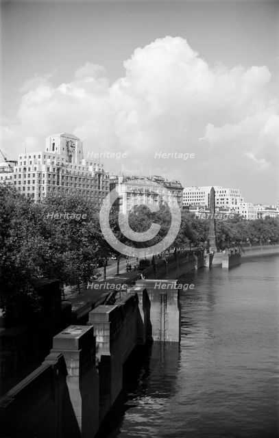 The Victoria Embankment looking towards Cleopatra's Needle, London, c1945-c1965. Artist: SW Rawlings