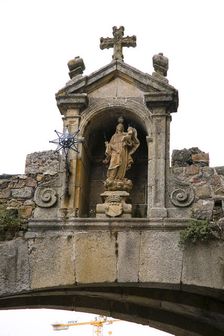 The Virgin of the Star, Star Arch, Caceres, Spain, 2007. Artist: Samuel Magal