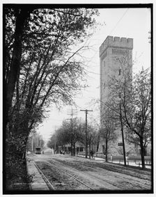 The Water tower, Fort Thomas, Ky., between 1900 and 1910. Creator: Unknown