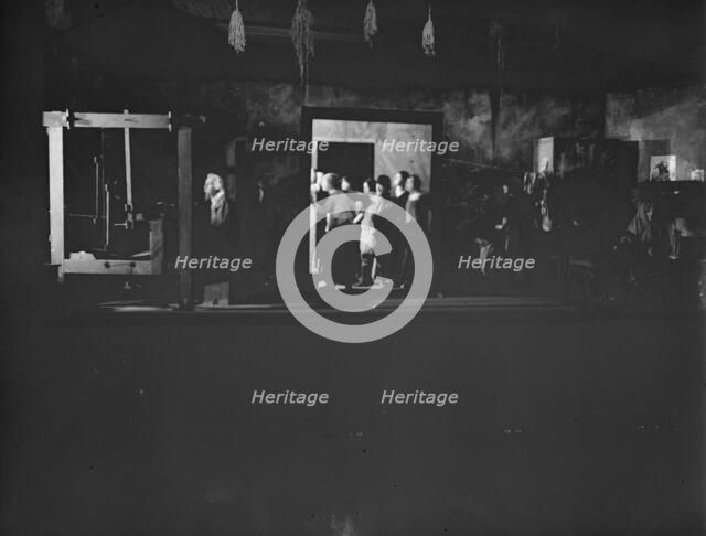 The weavers, 1916 Creator: Arnold Genthe.