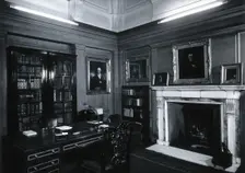 The Wellcome Historical Medical Museum, 28 Portman Square, London: the Director's Room, c, 1954. Creator: Unknown