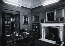 The Wellcome Historical Medical Museum, 28 Portman Square, London: the Director's Room, c, 1954. Creator: Unknown