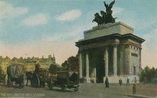 The Wellington Arch, London c1910. Creator: Unknown